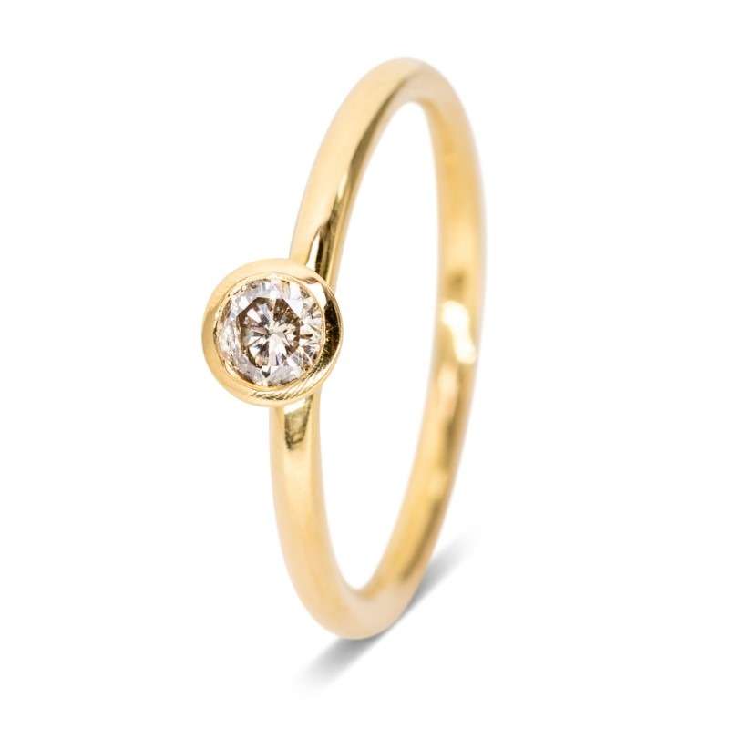 18ct Fairmined yellow gold champagne diamond ethical ring 18ct Fairmined yellow gold champagne diamond ethical ring Victoria Jarman Jewellery